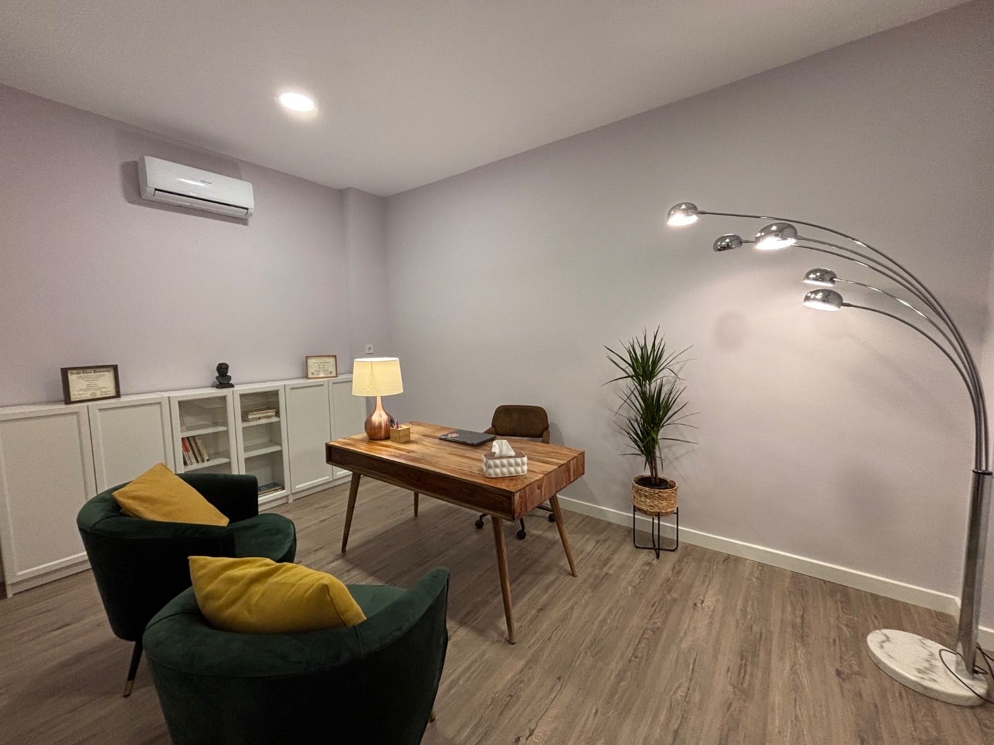Office to rent in Boadilla del Monte  with Air Conditioner and Furnished