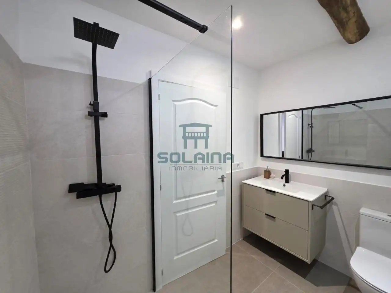 Bathroom of Houses for sale in Ourense Capital   with Heating and Terrace