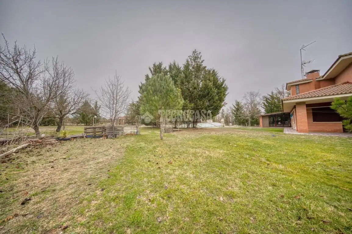 Casa o chalet en venta en Trigueros del Valle con Calefacción, Jardín privado y Piscina