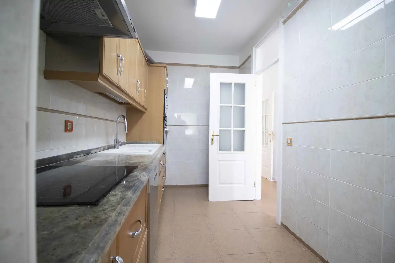 Cocina de Casa adosada de alquiler en San Cristóbal de la Laguna con Jardín privado