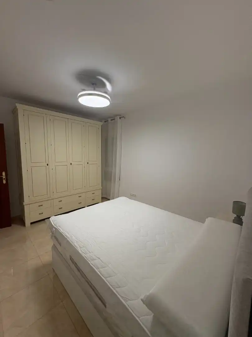 Habitación de Piso de alquiler en Lucena con Aire acondicionado, Calefacción y Terraza
