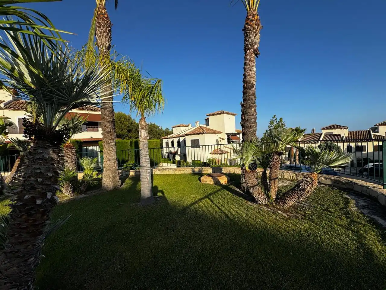 Exterior view of Houses for sale in Finestrat  with Air Conditioner, Private garden and Swimming Pool