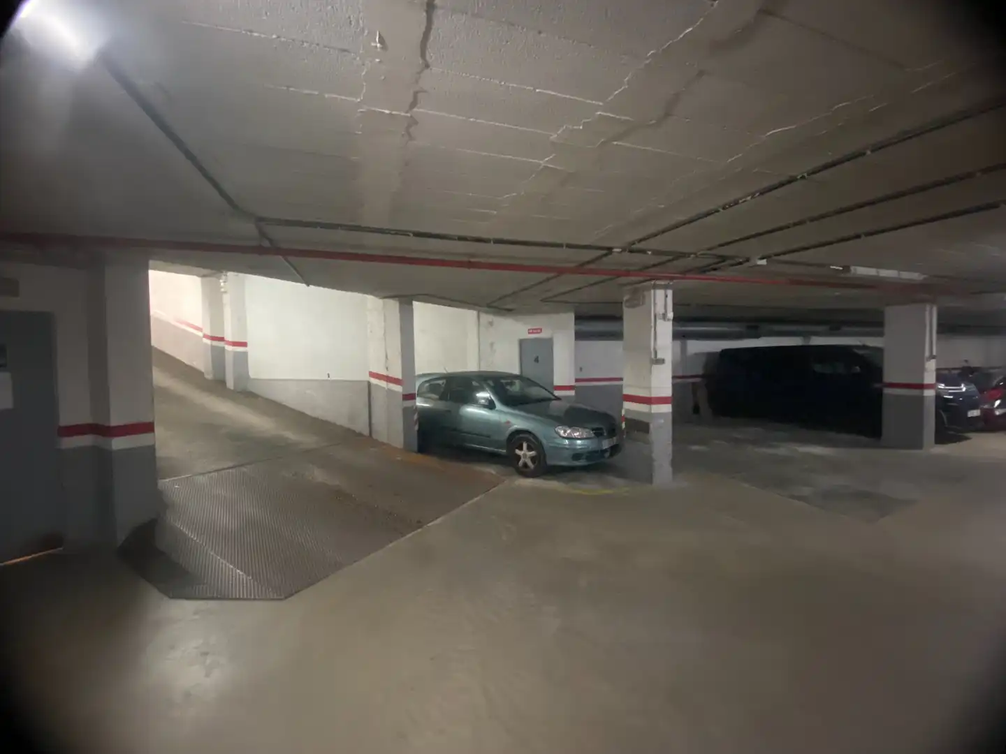 Aparcament de Garatge en venda en Girona