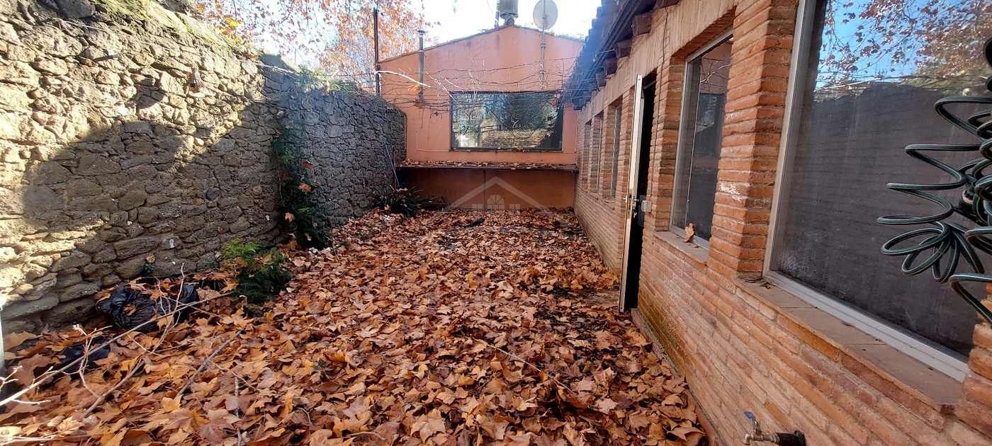 Jardí de Casa o xalet en venda en Corçà amb Calefacció i Terrassa