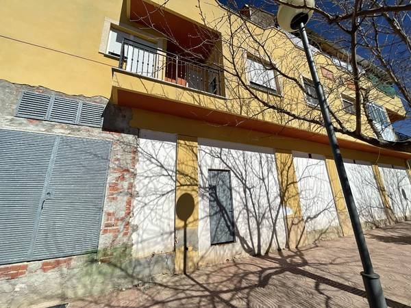 Local comercial en Venta en La plaza en La Paca