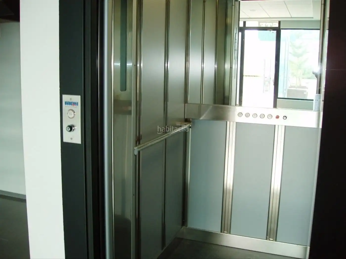 Oficina amb ascensor de lloguer a Calle Carlos Egea Krauel 1314, imagen 2