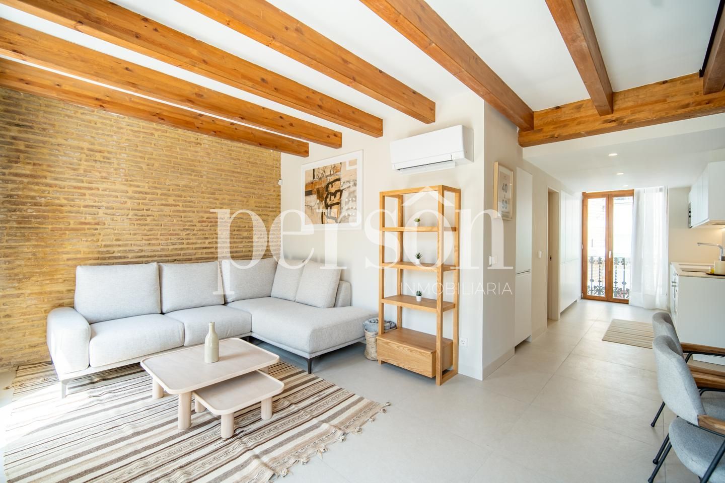 Living room of Duplex to rent in  Valencia Capital  with Air Conditioner, Terrace and Furnished
