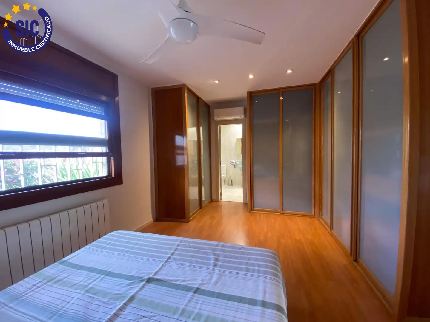 Habitación de Casa o chalet en venta en Torrent con Aire acondicionado, Calefacción y Jardín privado