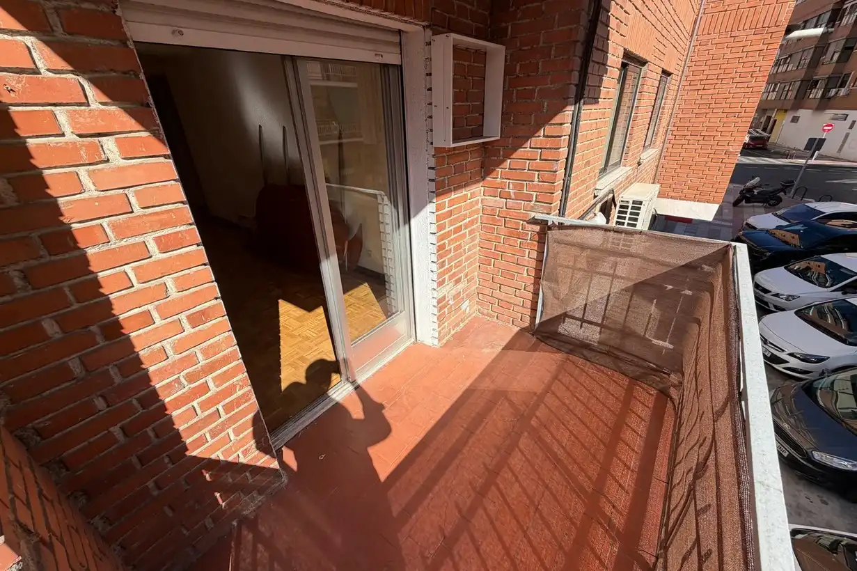 Terrassa de Pis en venda en Madrid amb Calefacció, Terrassa i Forn