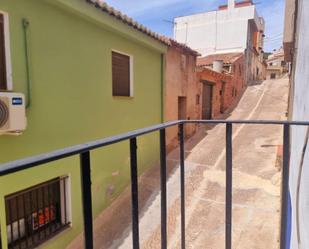 Vista exterior de Casa o xalet en venda en Gátova amb Terrassa i Balcó