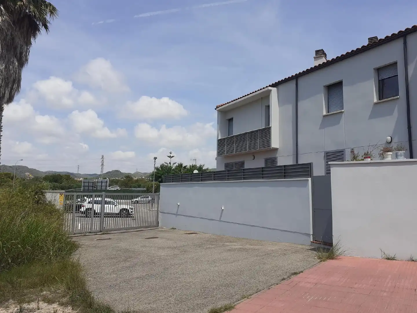 Vista exterior de Casa o chalet en venta en Roda de Berà