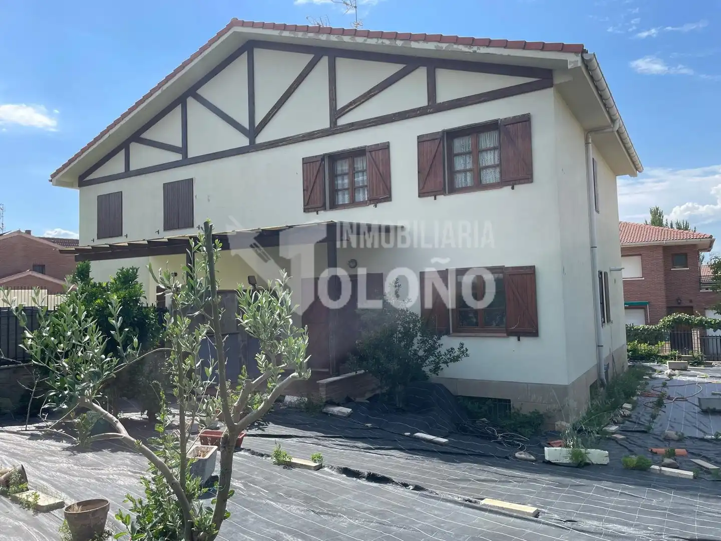 Vista exterior de Casa o xalet en venda en Labastida / Bastida amb Calefacció, Jardí privat i Terrassa