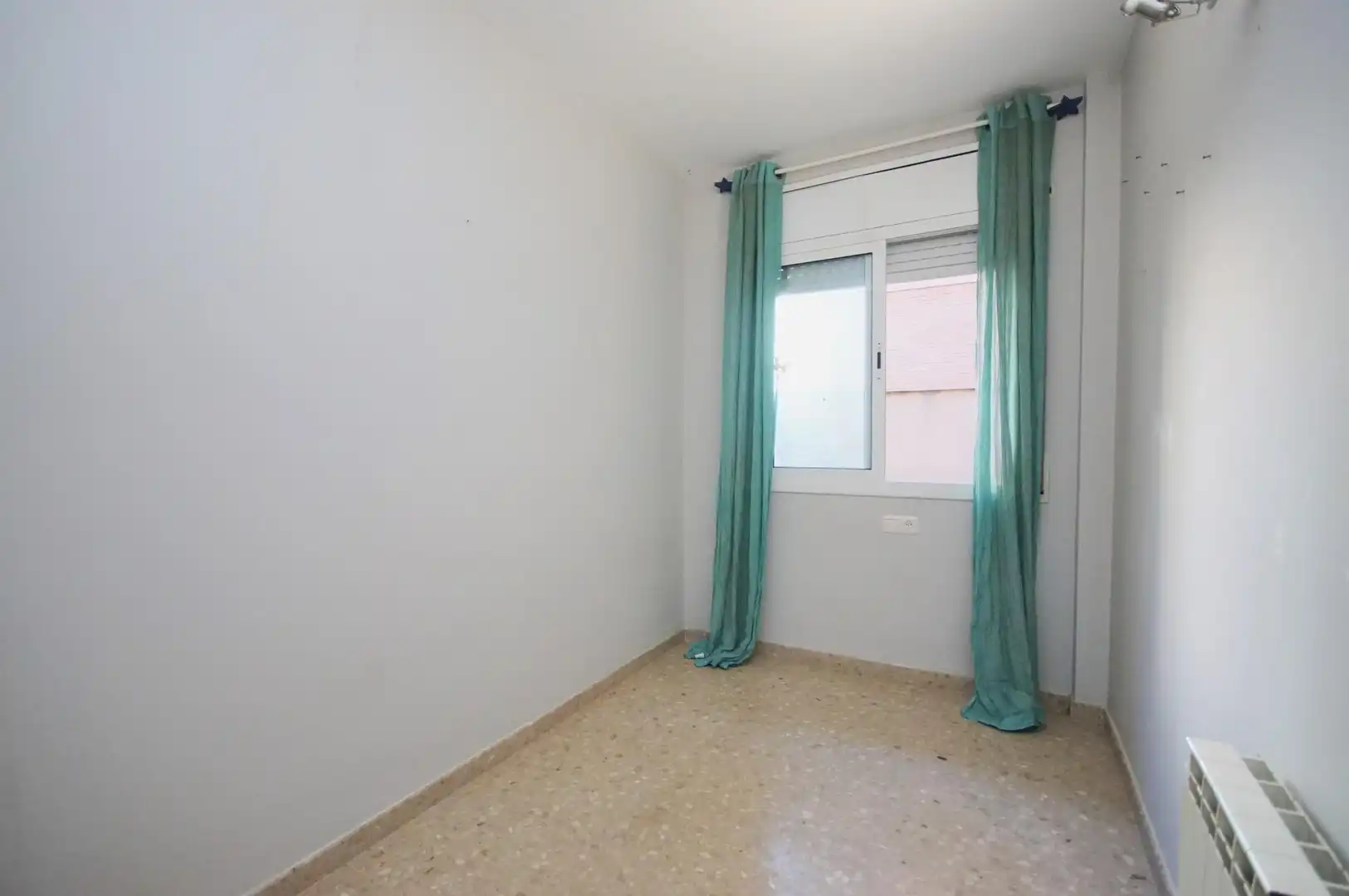 Bedroom of Flat for sale in L'Hospitalet de Llobregat  with Heating and Terrace