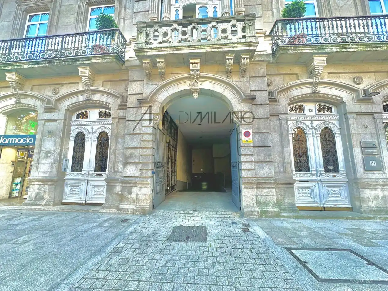 Individual en venta en Plaza Compostela