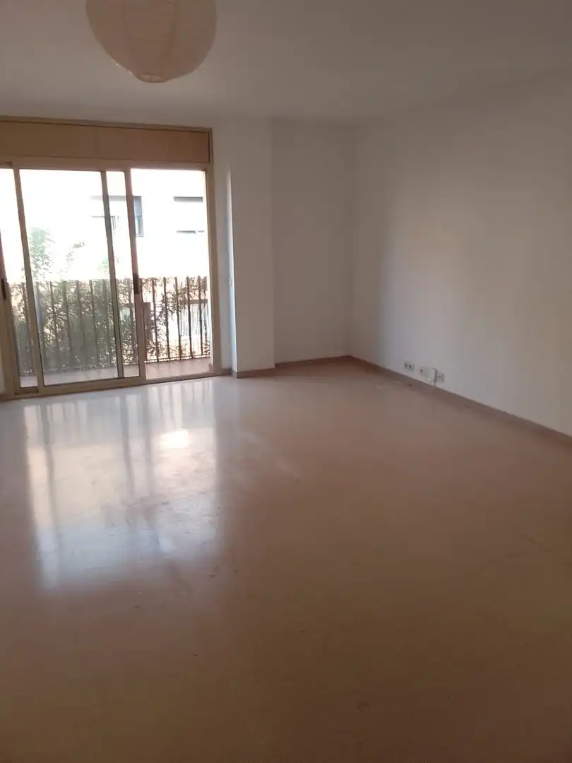 Flat with lift for sale in Centre, imagen 2