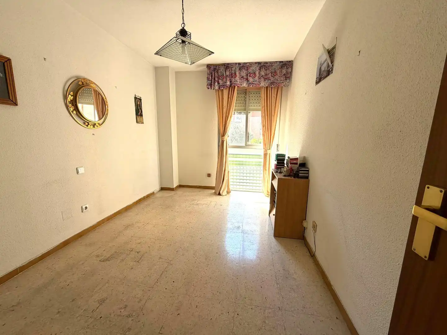 Habitación de Piso en venta en Madrid con Calefacción, Jardín privado y Terraza