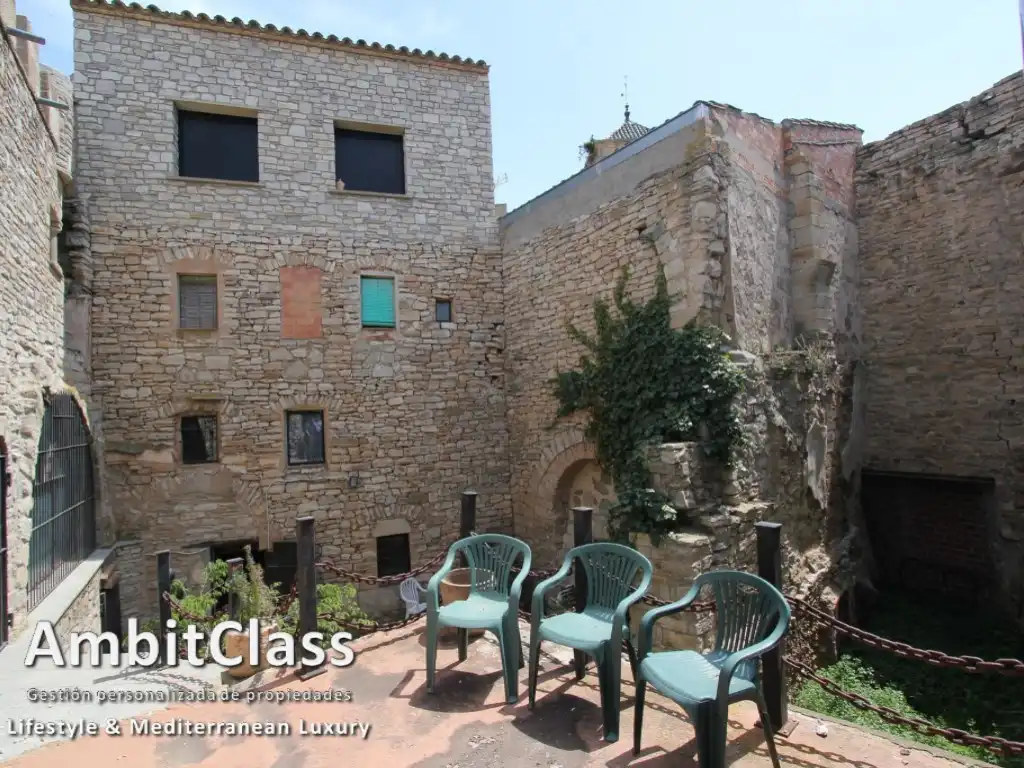 Vista exterior de Casa o xalet en venda en Vallfogona de Riucorb amb Calefacció, Jardí privat i Terrassa