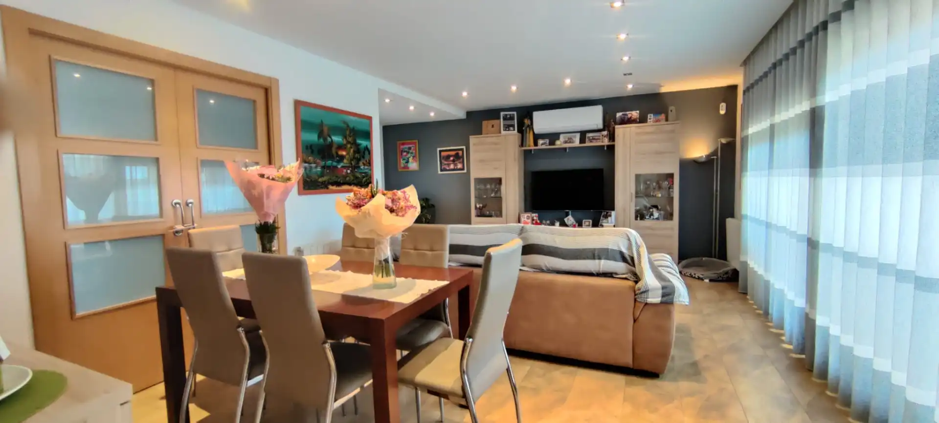 Sala d'estar de Casa o xalet en venda en Albinyana amb Aire condicionat, Calefacció i Jardí privat