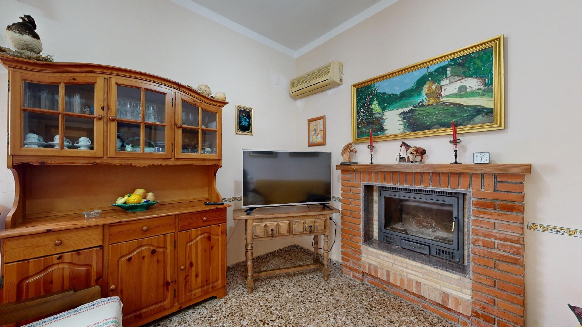 Sala d'estar de Casa o xalet en venda en Alberic amb Calefacció, Jardí privat i Terrassa