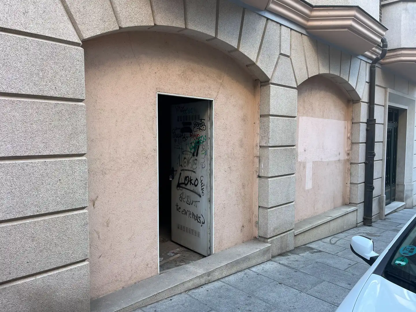 Außenansicht von Geschaftsraum zum Verkauf in Ávila