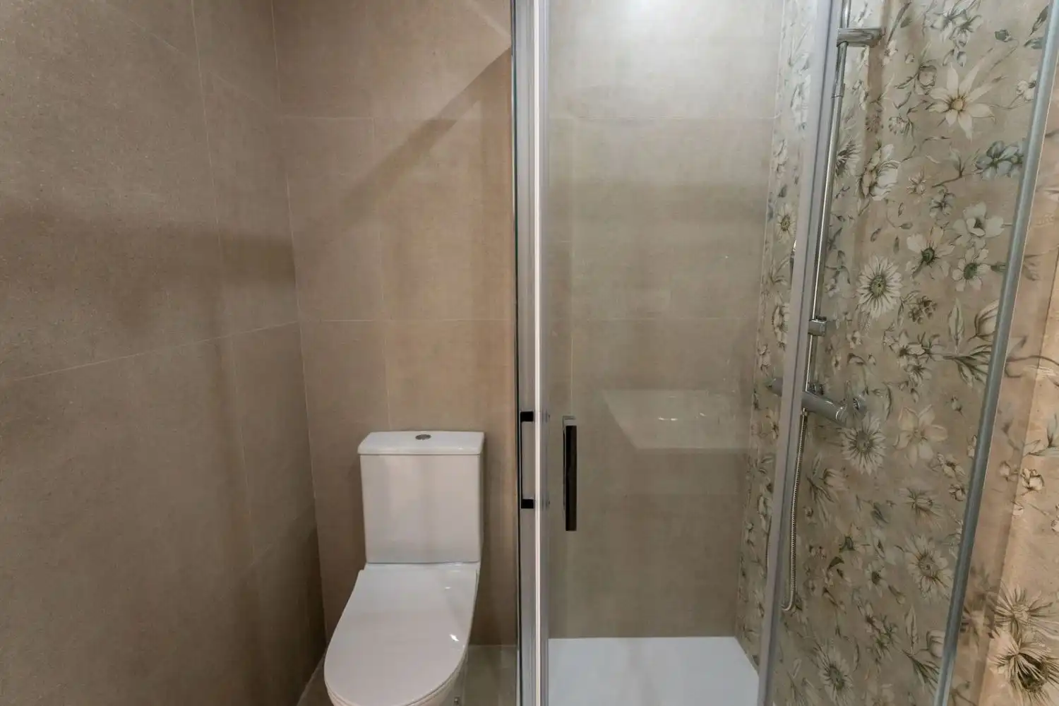 Detached house with pool for sale in Playa de los Locos, imagen 30
