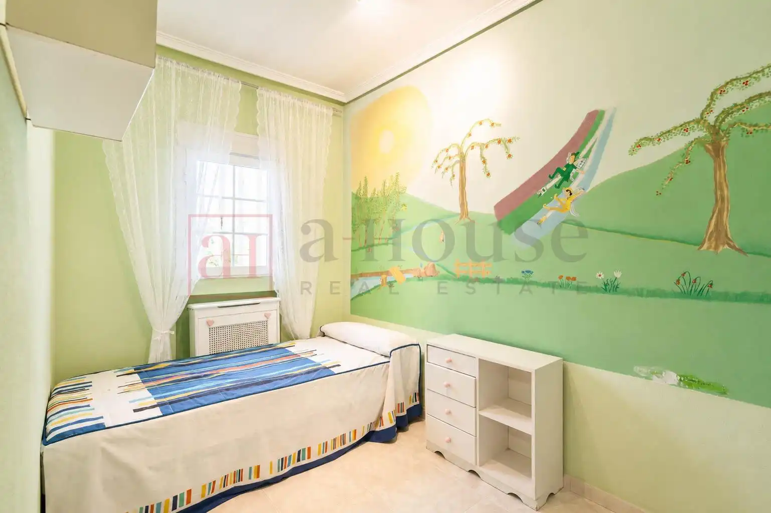 Bedroom of Houses for sale in Móstoles  with Air Conditioner, Heating and Private garden