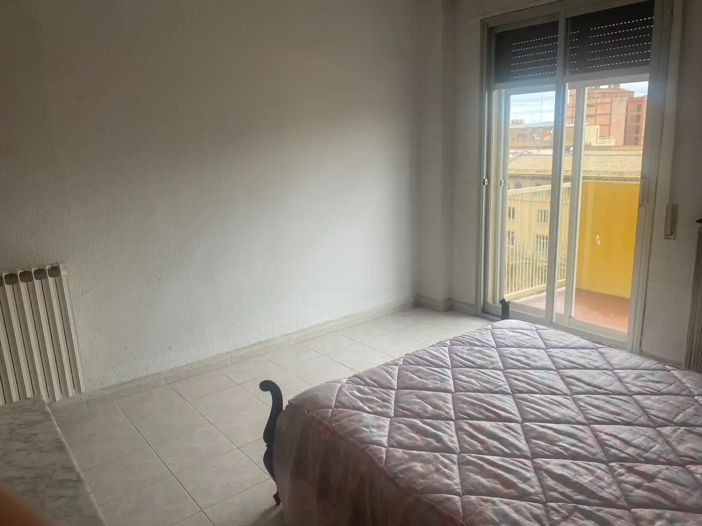 Habitación de Piso en venta en Huesca con Calefacción, Terraza y Trastero