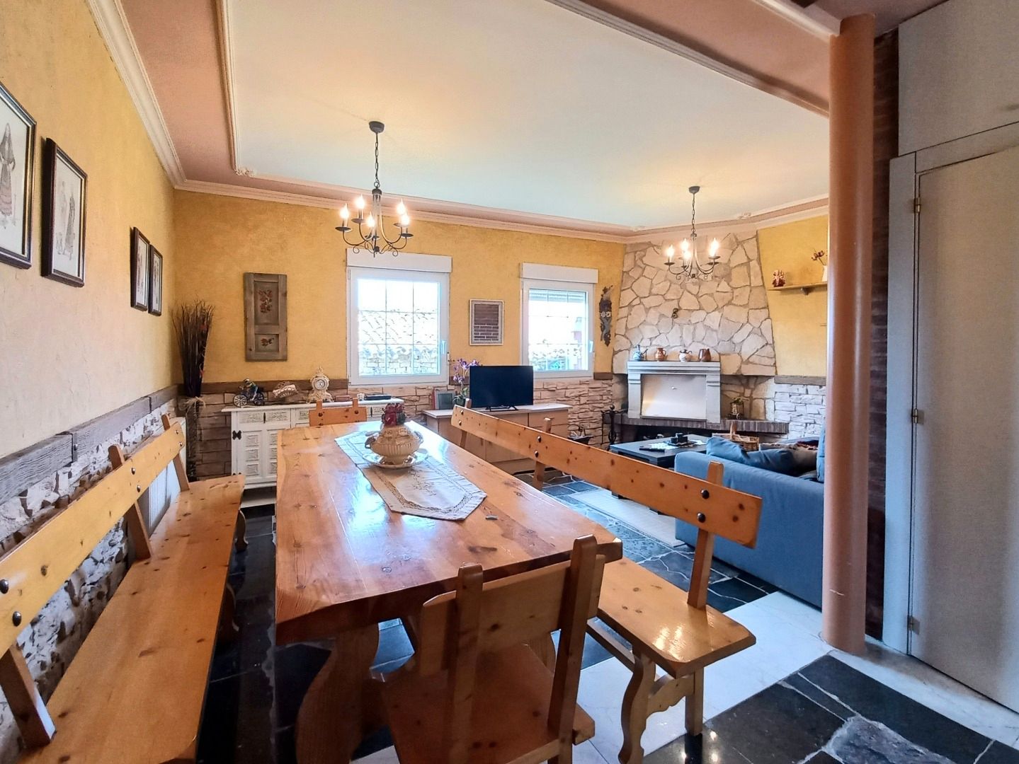 Dining room of House or chalet for sale in Cayuela  with Heating, Parquet flooring and Storage room