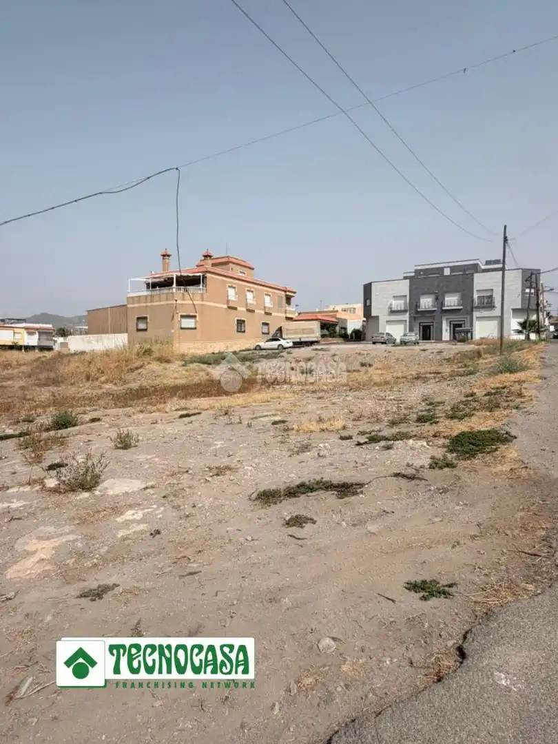 Terreny residencial en venda a Adra