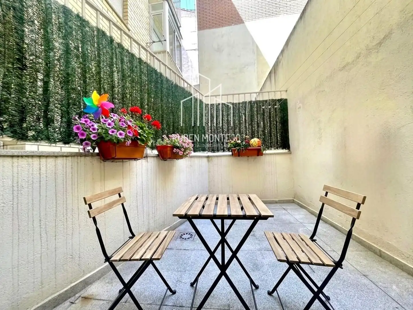 Terrassa de Apartament de lloguer en Salamanca amb Calefacció, Terrassa i Moblat