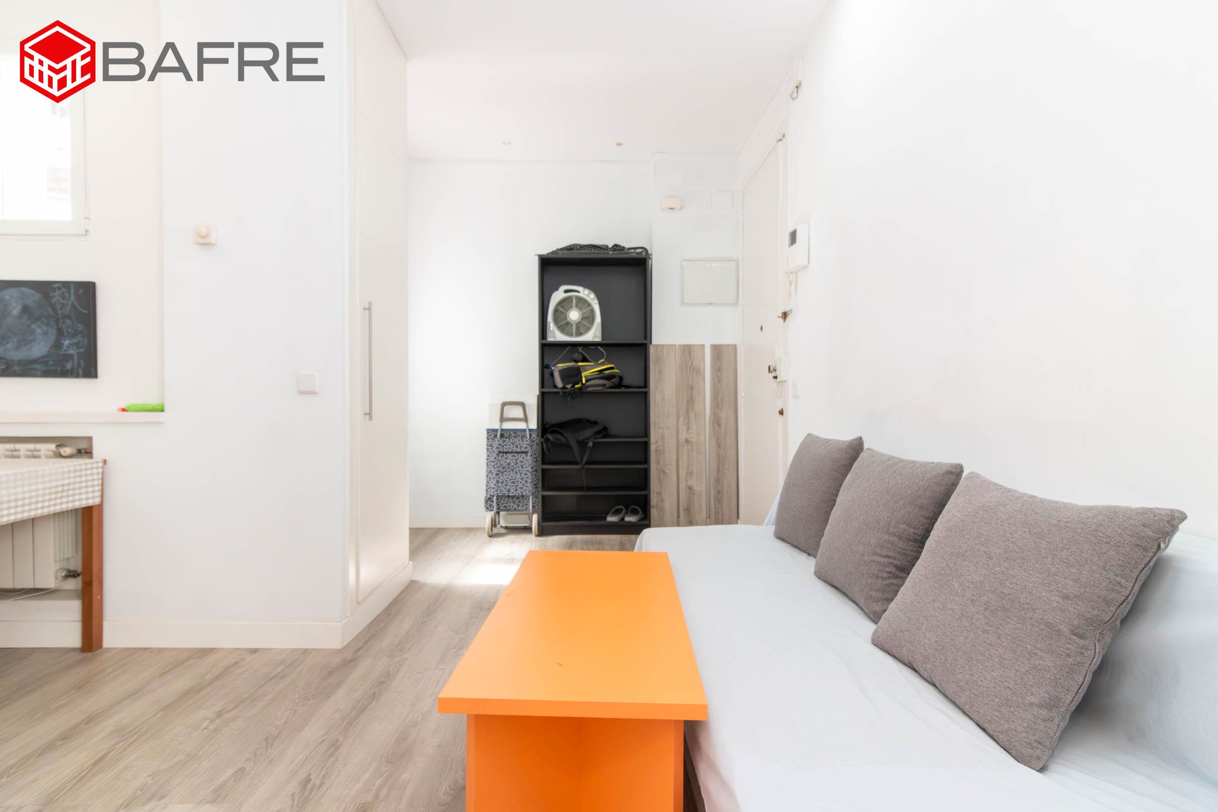 Bedroom of Flat for sale in  Madrid Capital  with Air Conditioner and Parquet flooring