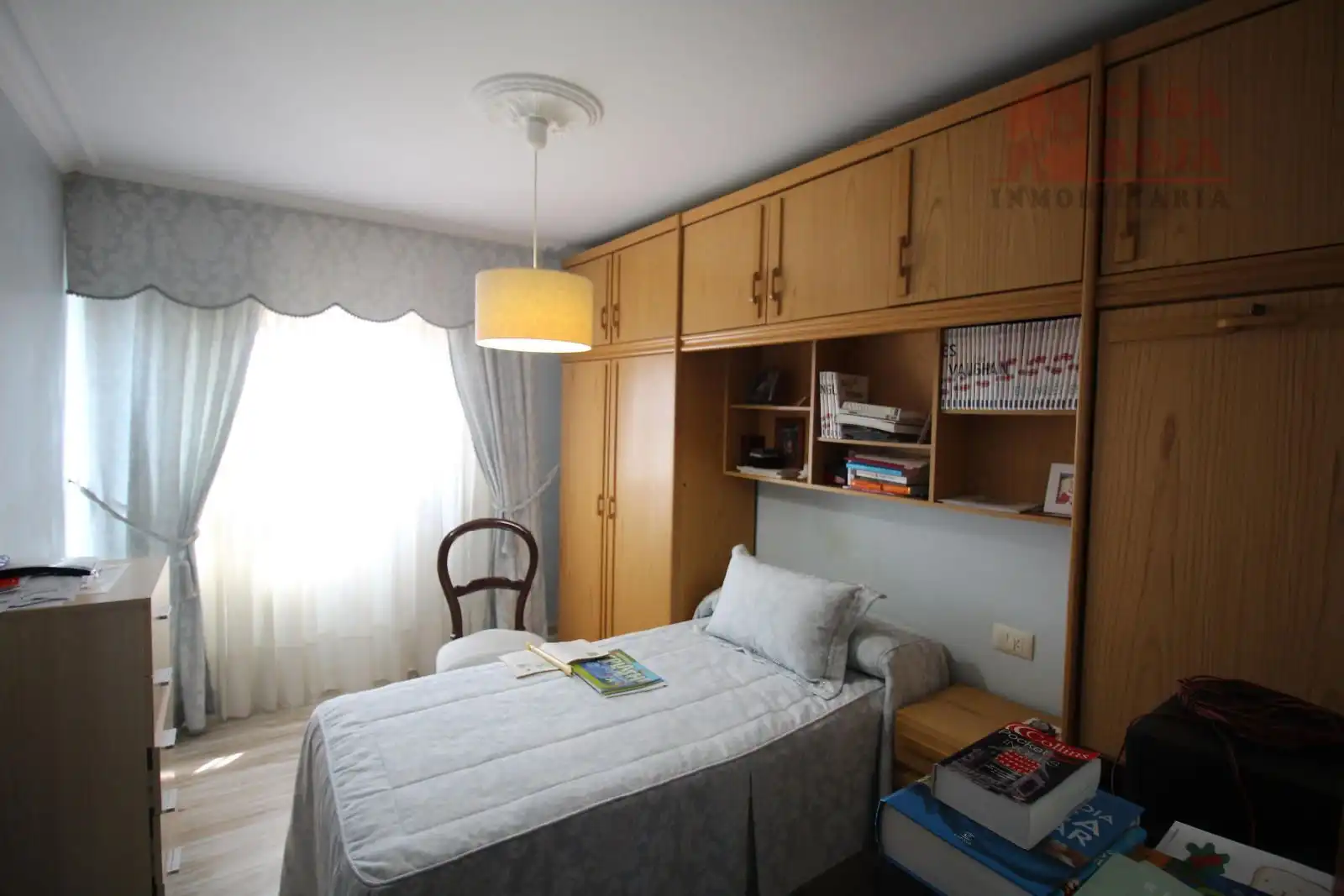 Dormitori de Casa o xalet en venda en Moaña amb Calefacció, Terrassa i Traster