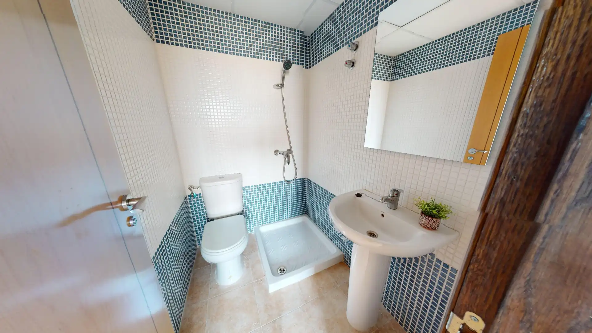 Baño de Apartamento en venta en Águilas con Aire acondicionado, Terraza y Piscina