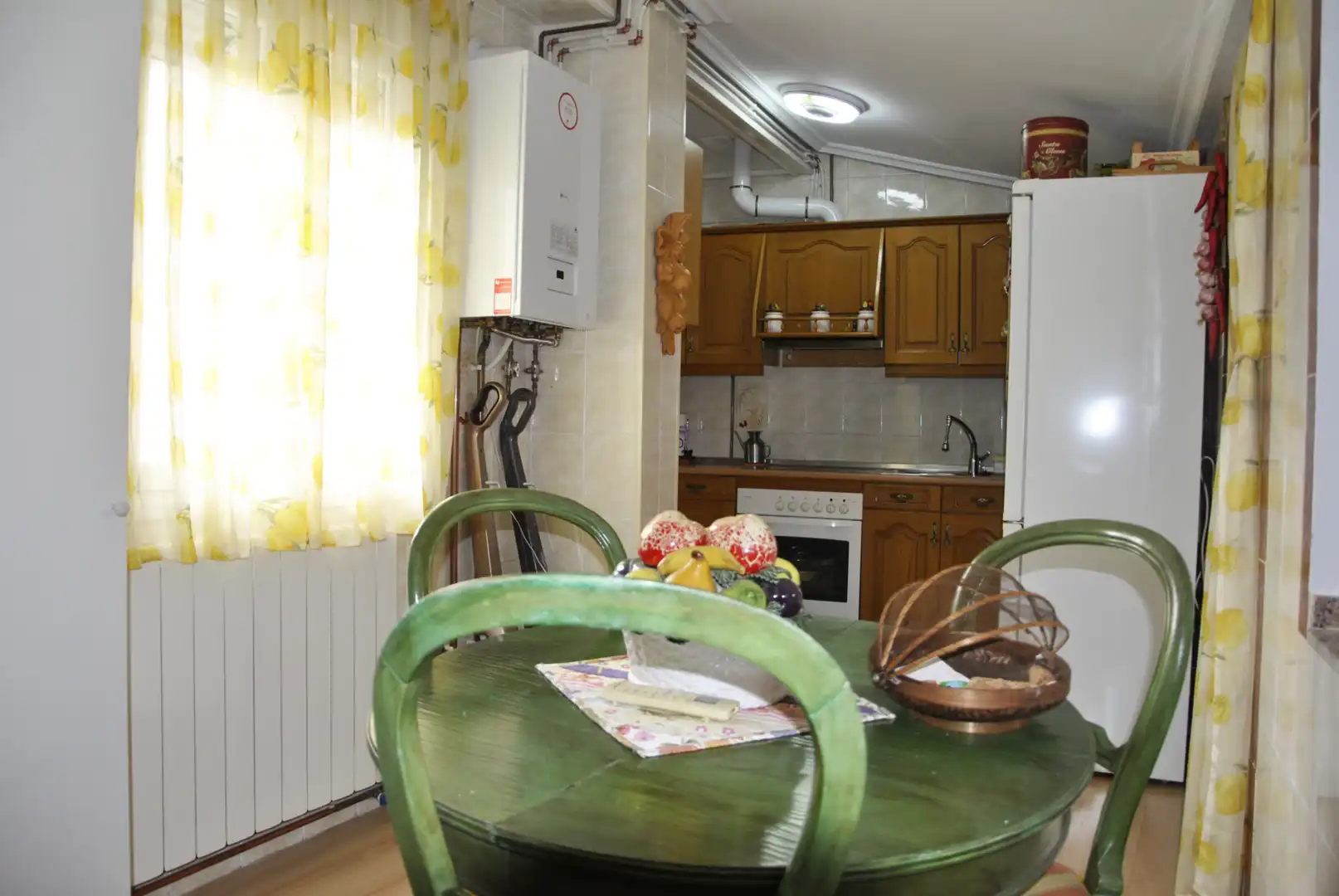 Kitchen of Flat for sale in Plasencia  with Air Conditioner, Heating and Parquet flooring