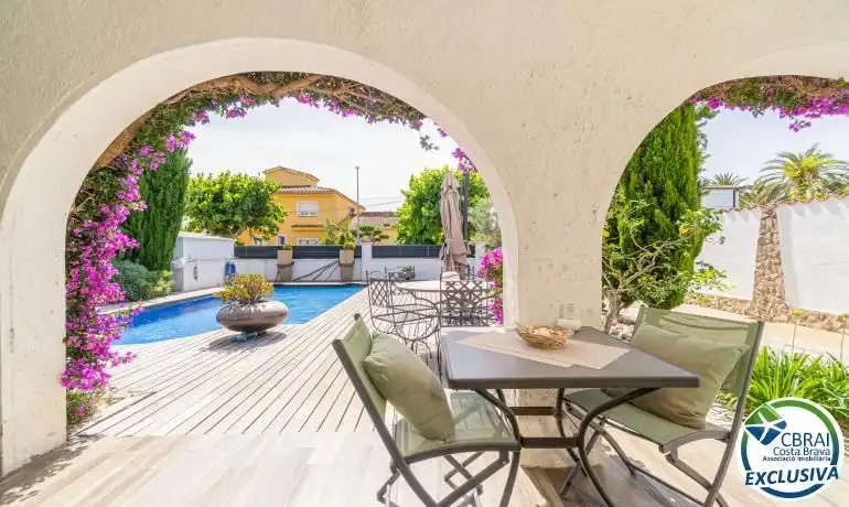 Casa amb piscina en venda a Calle Peni, imagen 13