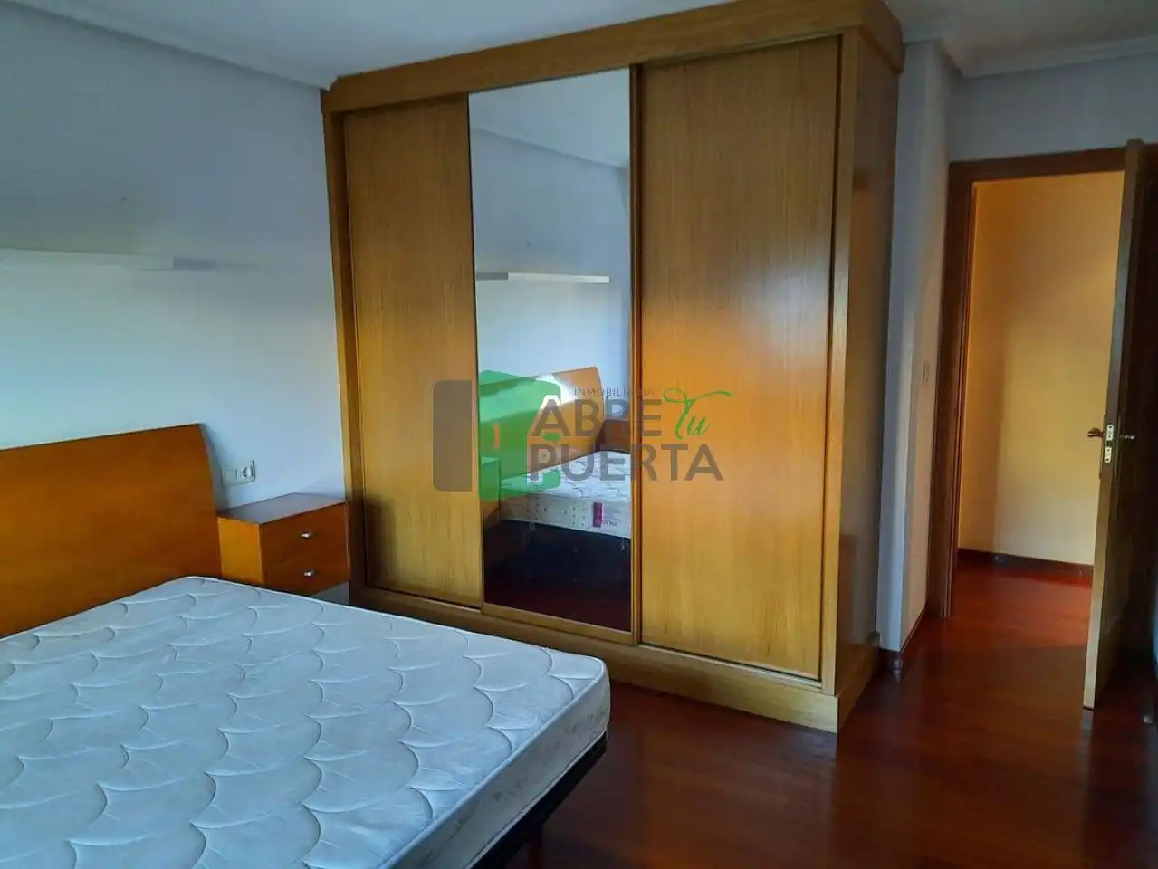 Habitación de Piso de alquiler en Ourense Capital  con Calefacción, Terraza y Trastero