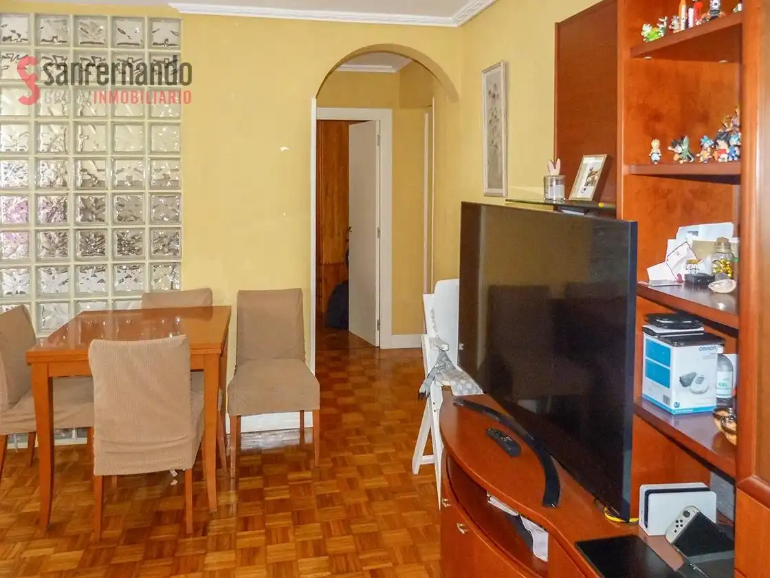 Living room of Flat for sale in Santander  with Heating and Furnished