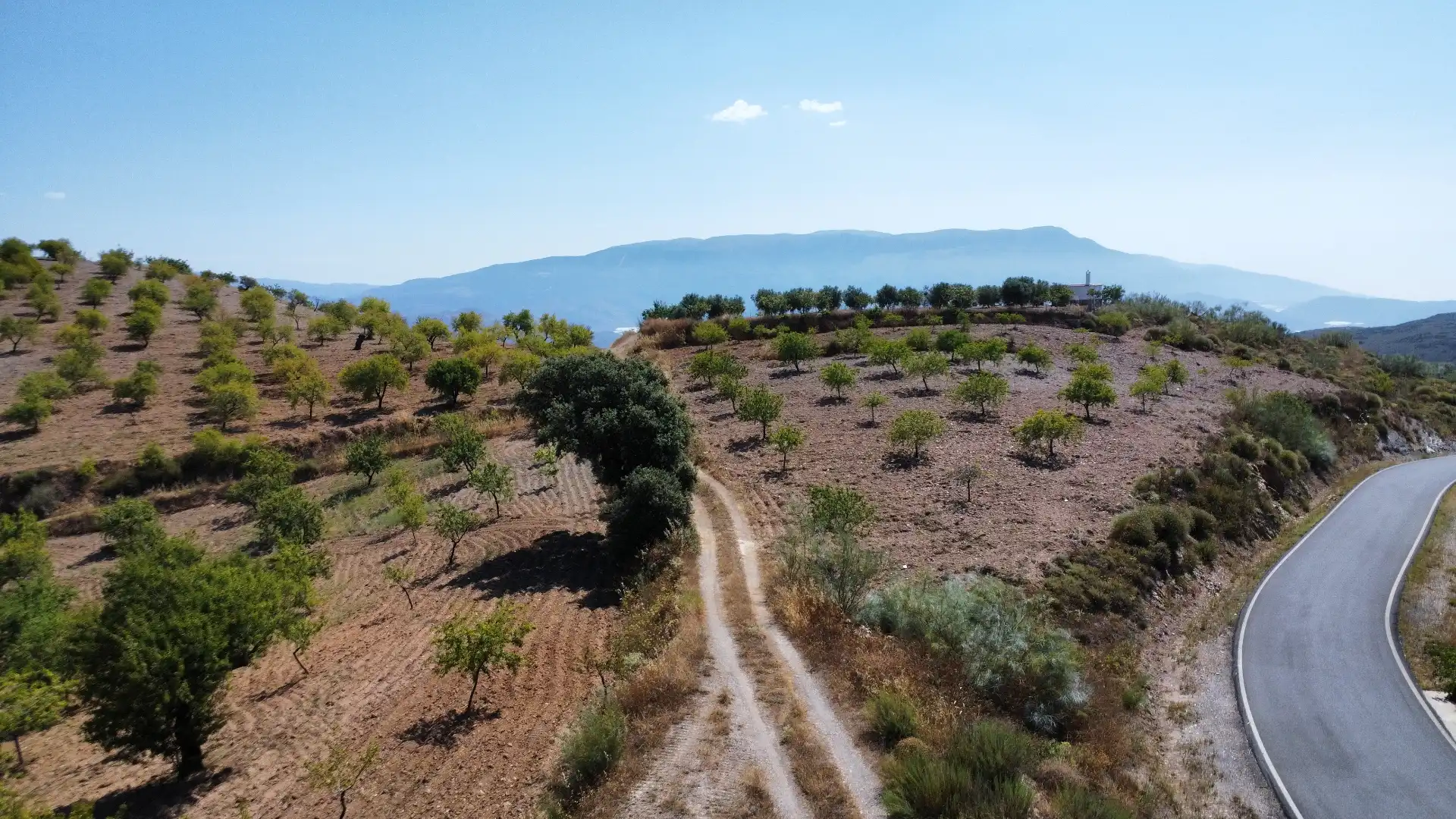 Finca rústica en venda en Turón amb Jardí privat