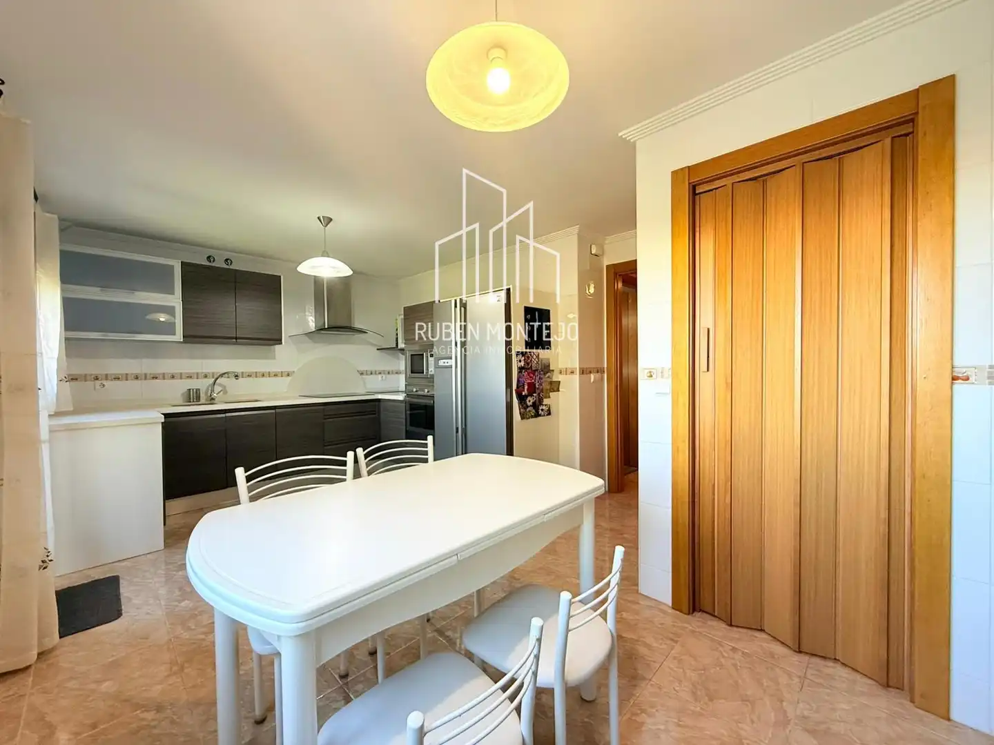 Cocina de Casa adosada en venta en Galindo y Perahuy con Calefacción, Jardín privado y Terraza