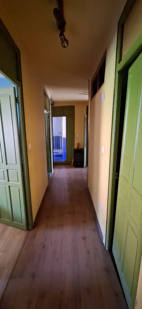 Piso en venta en Cabezón de la Sal con Balcón