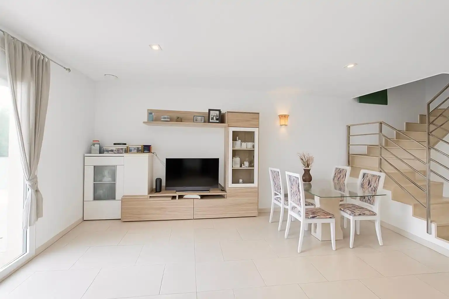 Sala de estar de Casa adosada en venta en Bunyola con Jardín privado, Terraza y Balcón