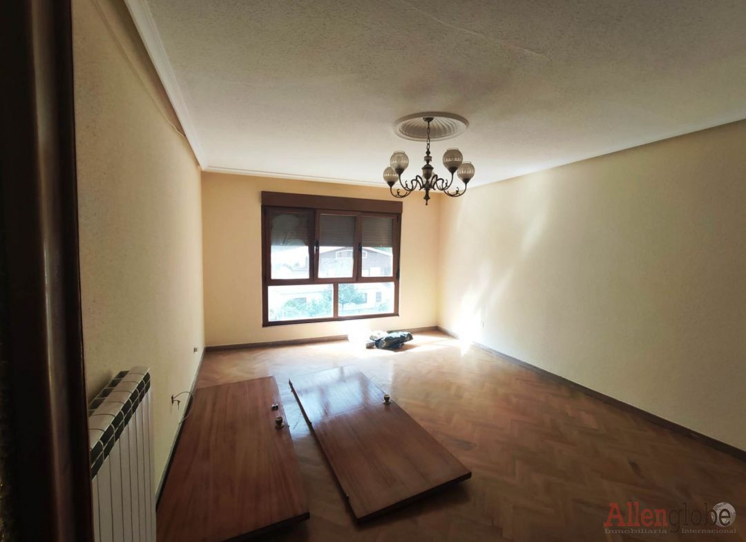 Living room of Flat for sale in Morcín  with Heating and Storage room