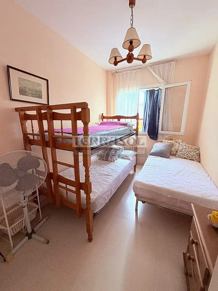 Dormitori de Apartament en venda en Vélez-Málaga amb Terrassa i Piscina