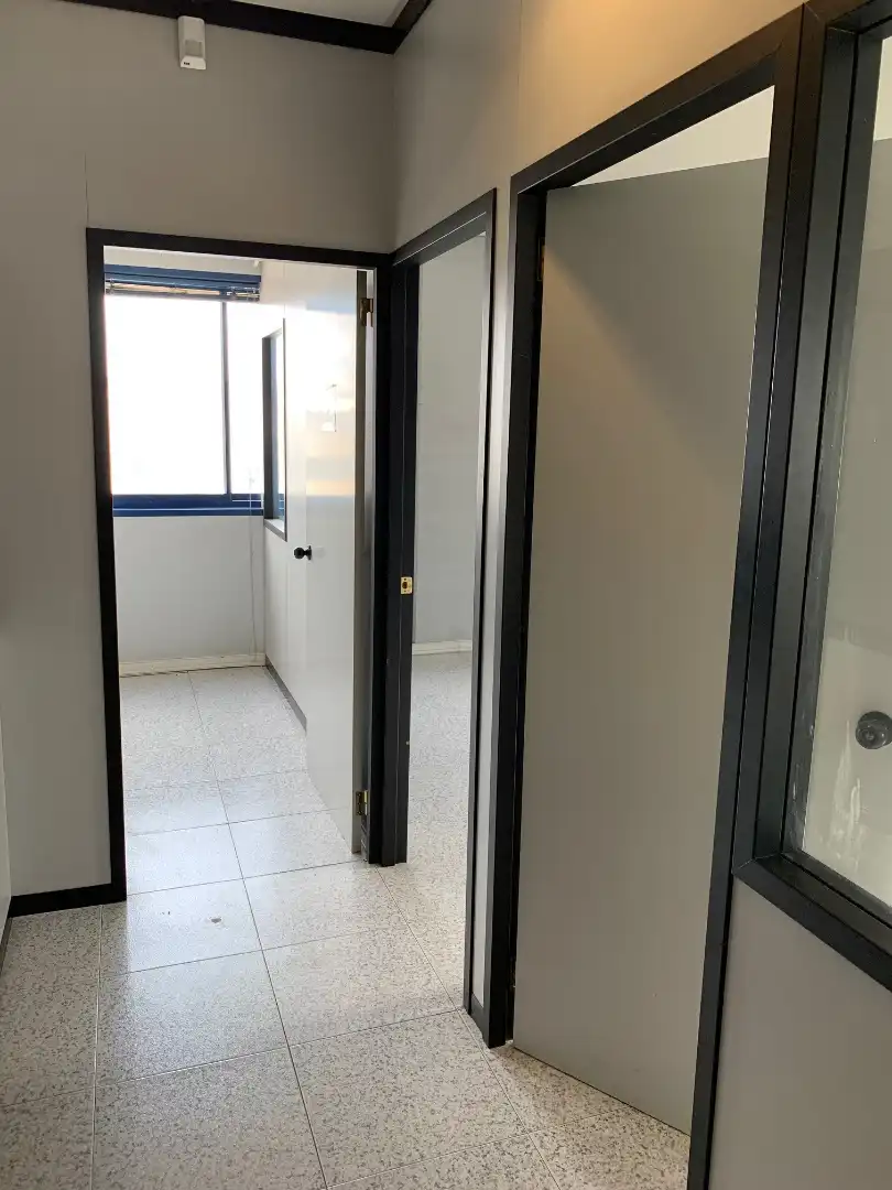 Local comercial en alquiler en Carrer de Salt 19, imagen 2