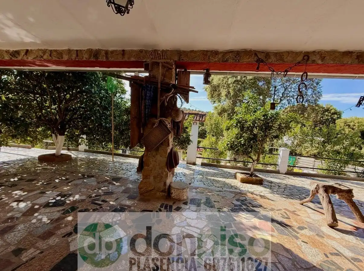 Casa rústica amb piscina en venda a Malpartida de Plasencia, imagen 8