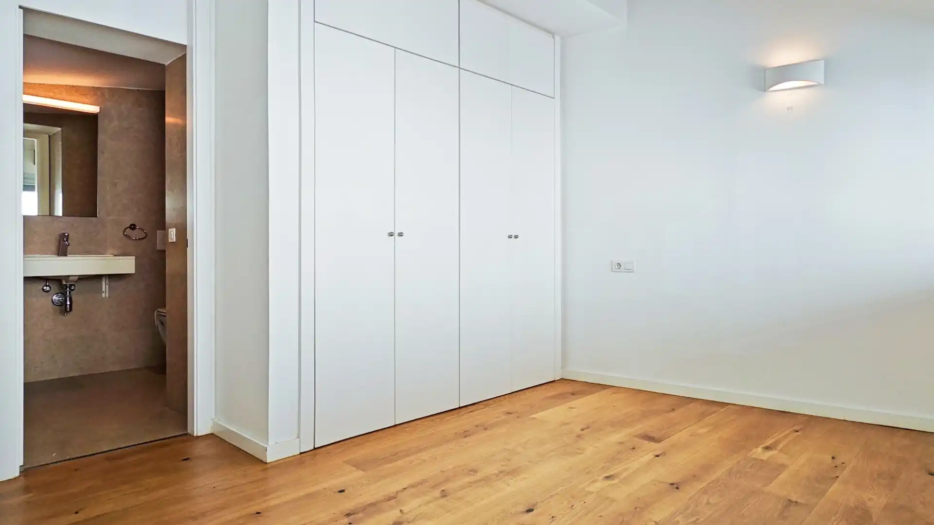Schlafzimmer von Dachboden zur Miete in  Palma de Mallorca mit Klimaanlage, Heizung und Parkett
