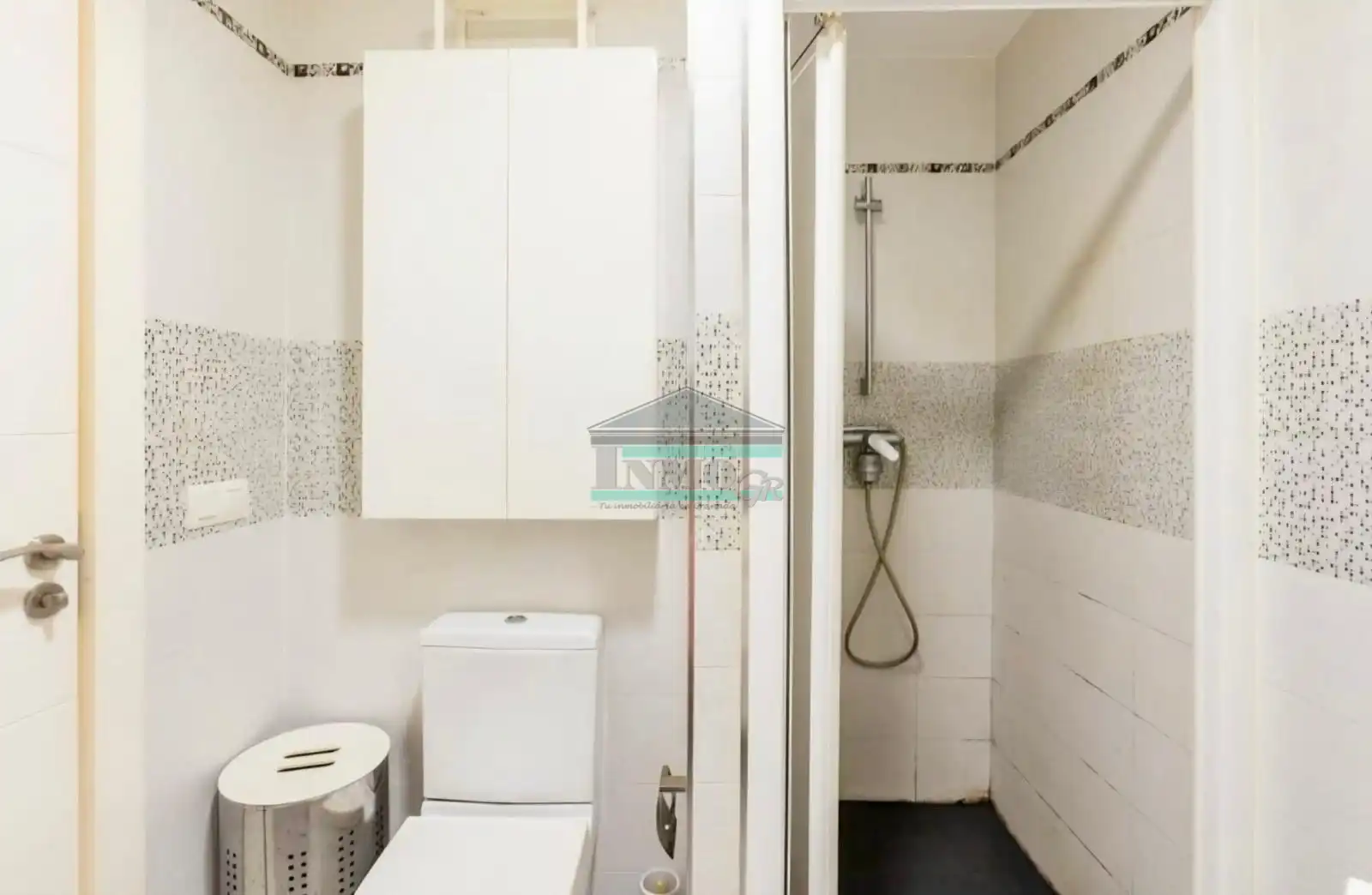 Badezimmer von Wohnung zum Verkauf in Salobreña mit Klimaanlage, Terrasse und Möbliert