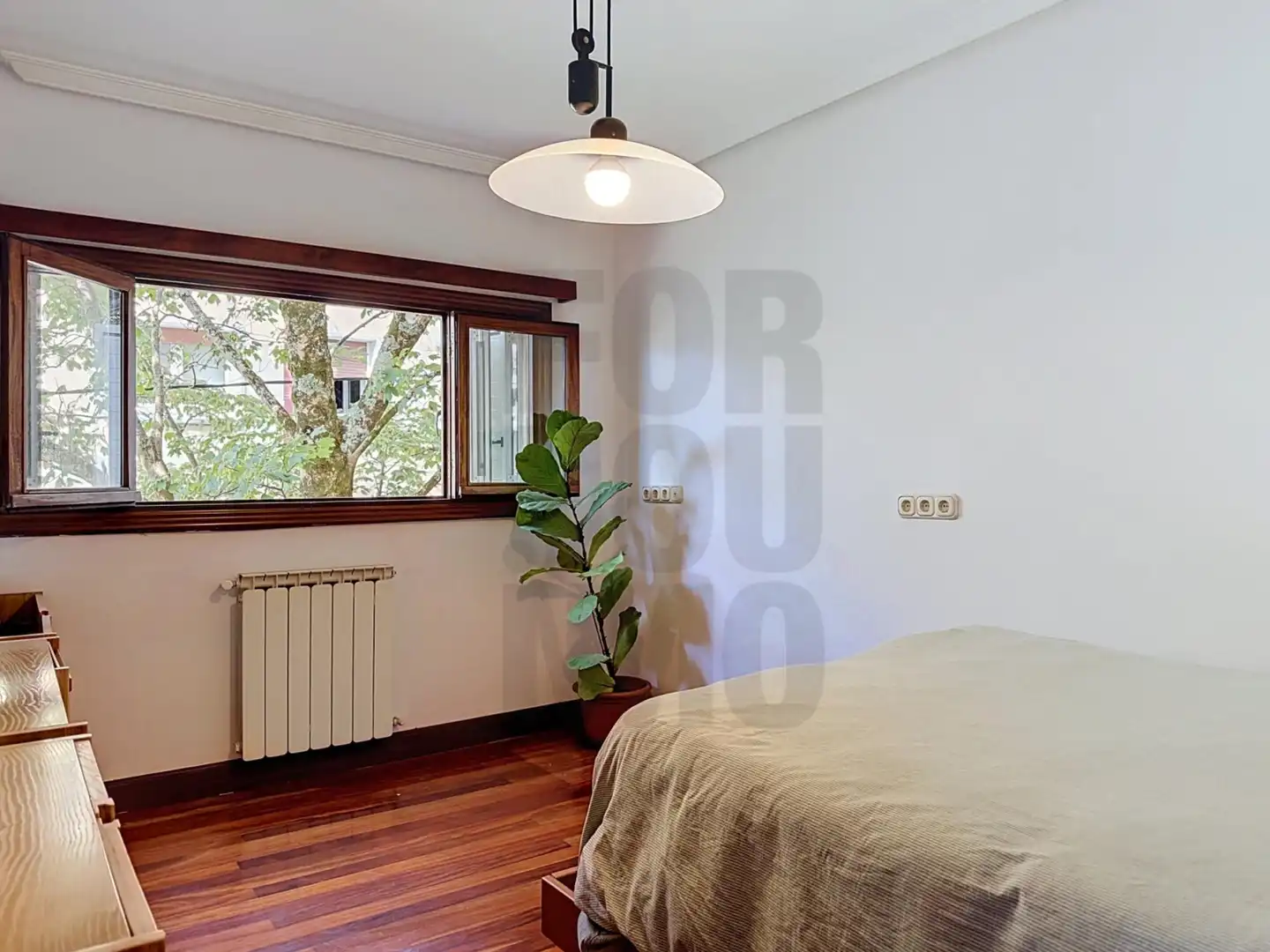 Habitación de Piso en venta en Donostia - San Sebastián  con Calefacción, Jardín privado y Balcón