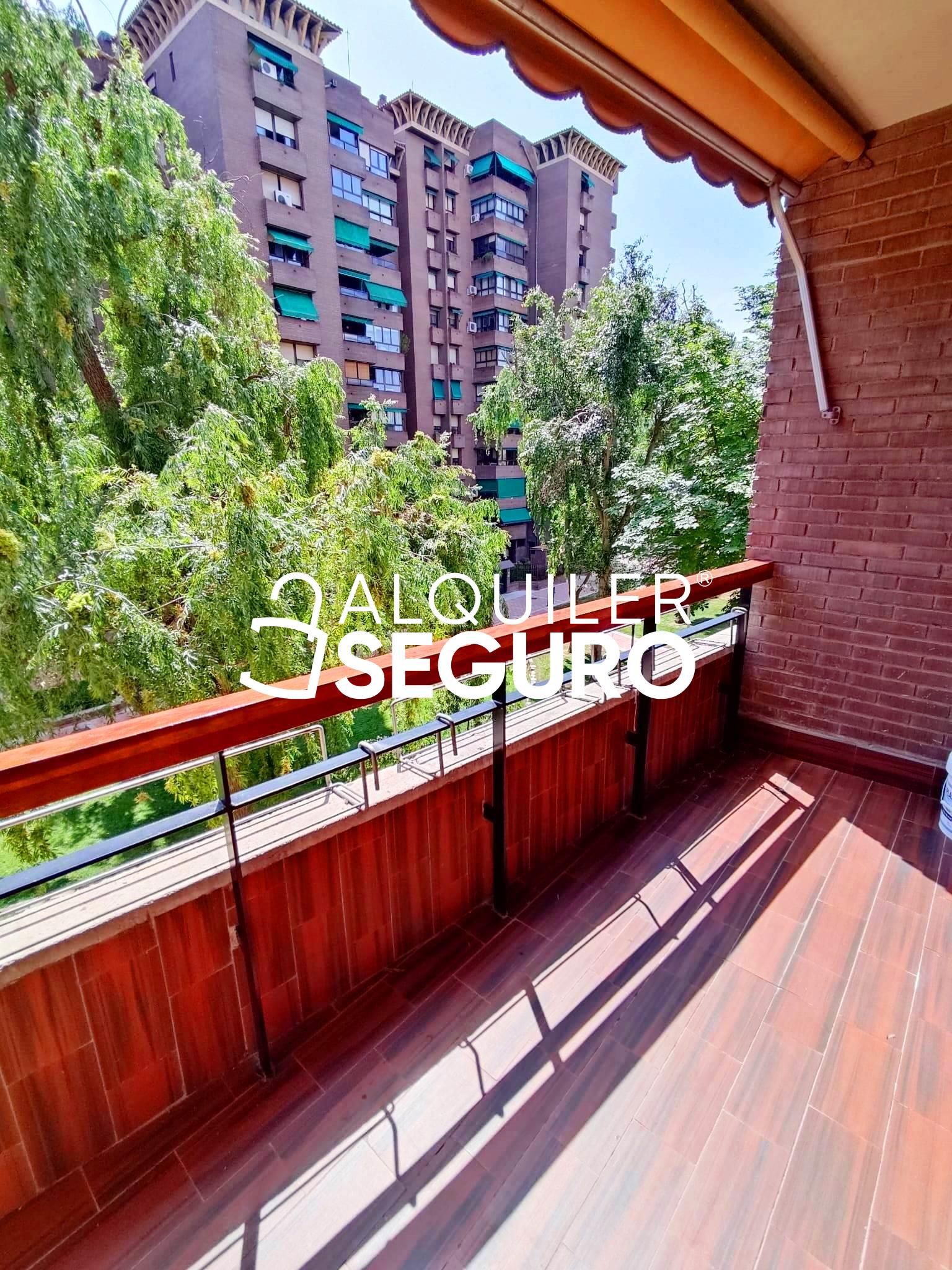 Exterior view of Flat to rent in Tres Cantos  with Air Conditioner, Heating and Terrace