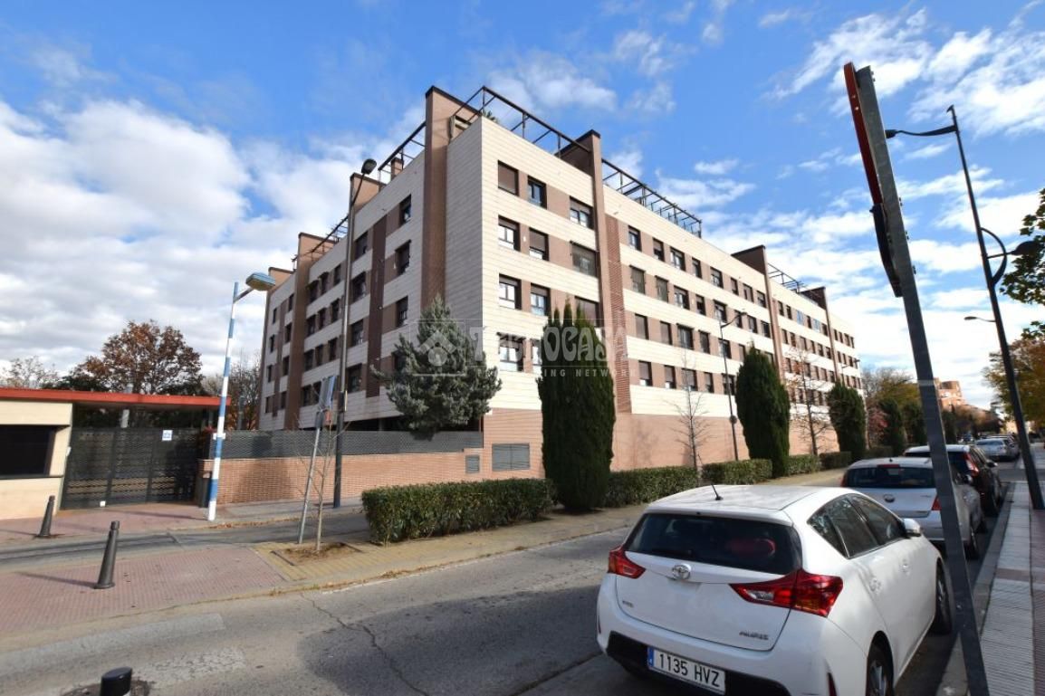 Vista exterior de Garatge en venda en Getafe
